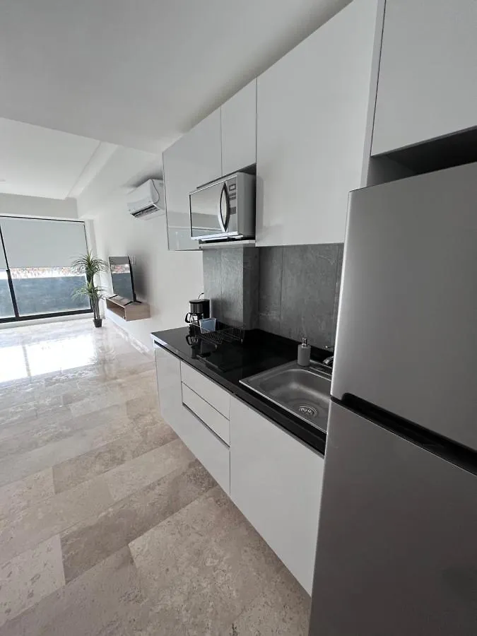 Beautiful Apartment Top Location! Playa del Carmen Mexico